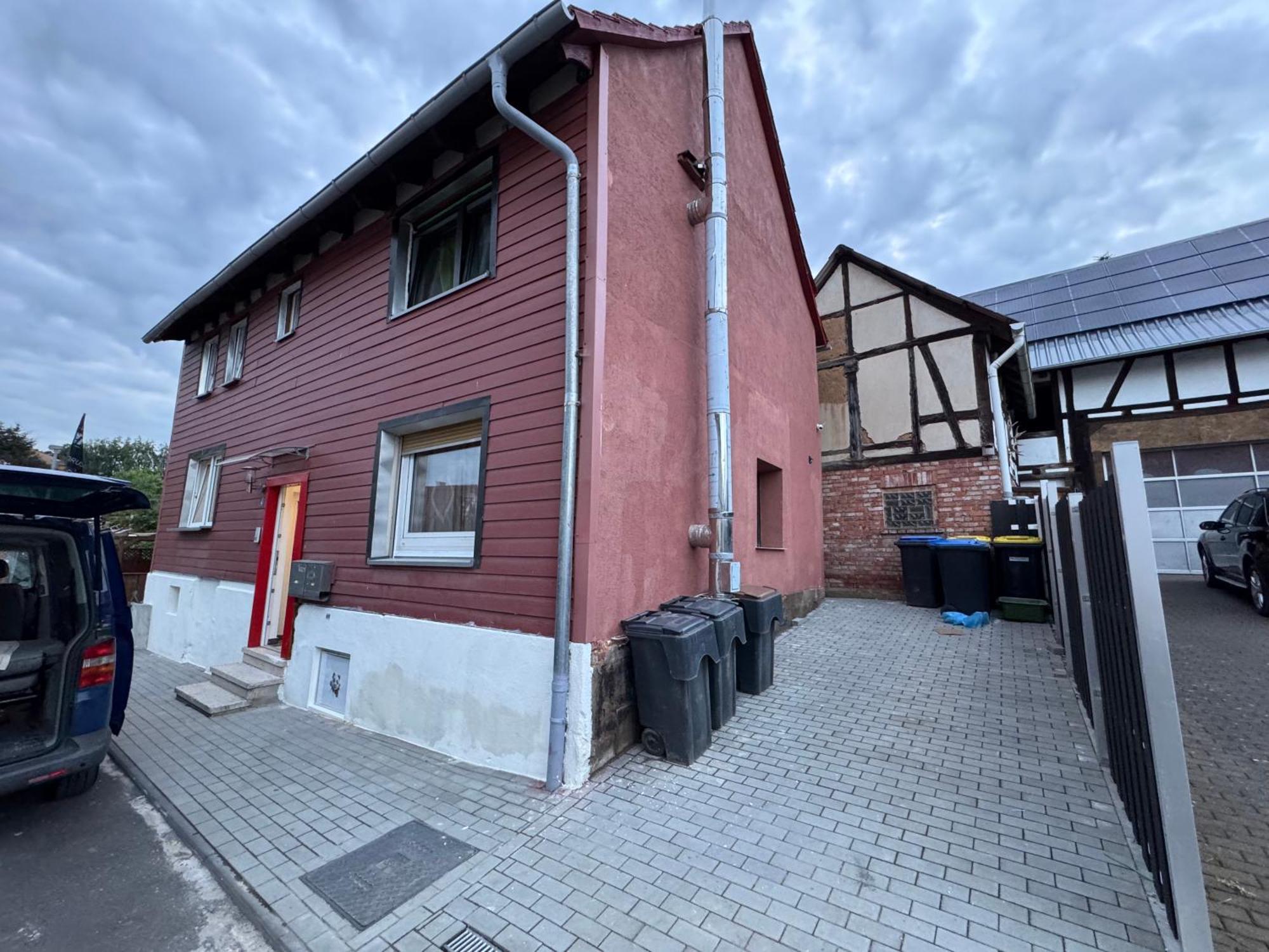 Apartment Charmante, Moeblierte Im Panda-stil *
