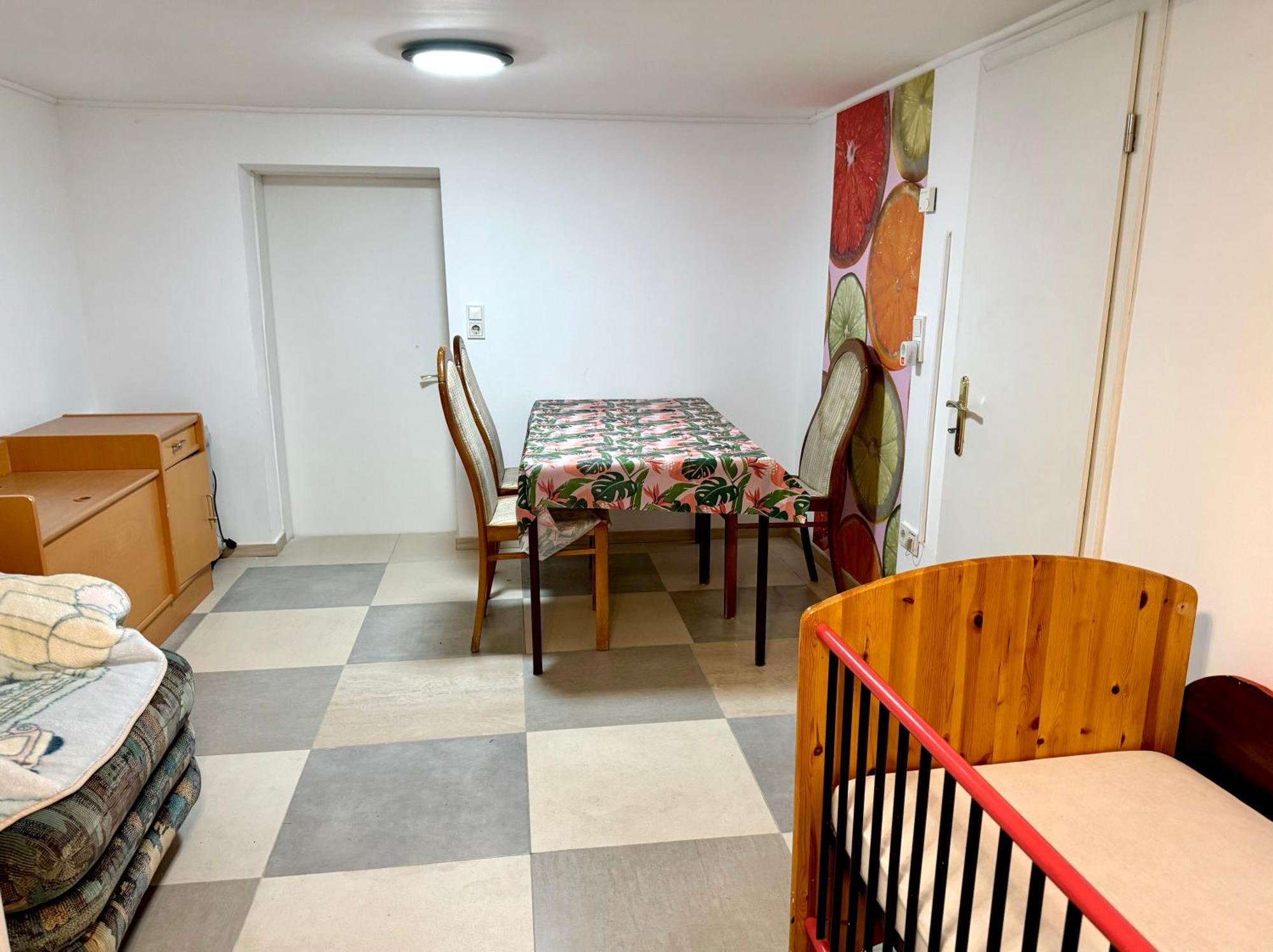 Apartment Charmante, Moeblierte Im Panda-stil Bad Hersfeld