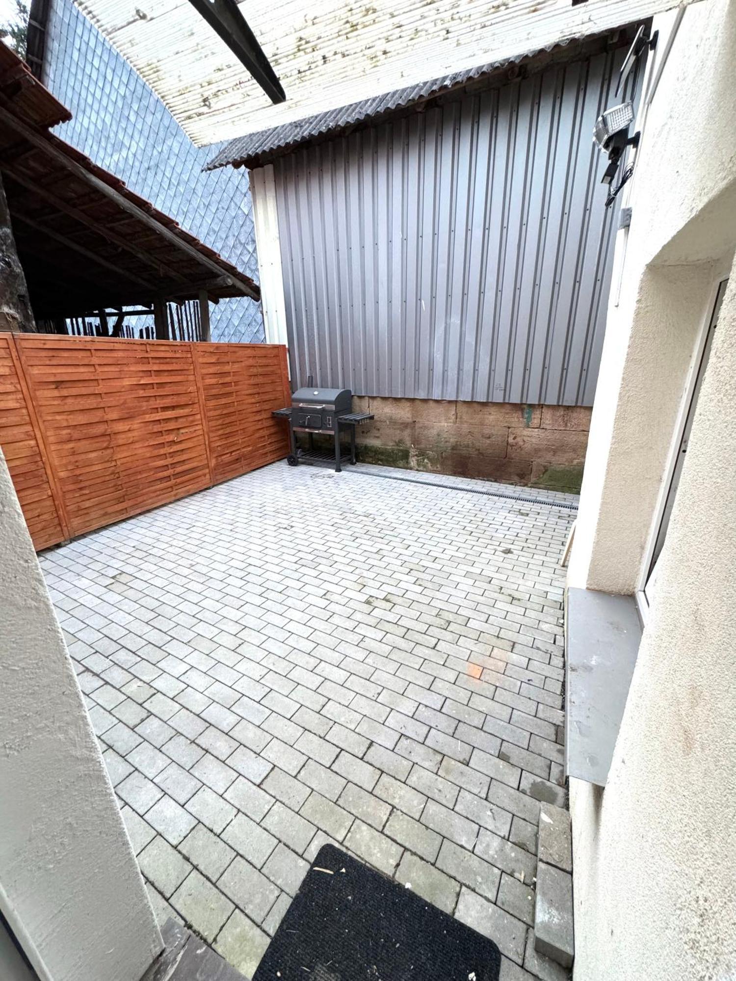 Charmante, Moeblierte Im Panda-stil Apartment Bad Hersfeld